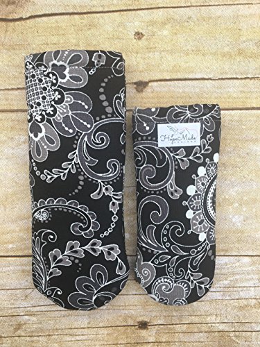 Black and White Floral Skillet Handle Hot Pads – Set of 2