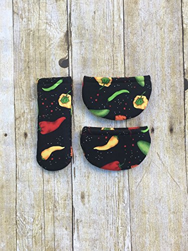Hot Pepper print Cookware Oven Hot Pad and Pot Handle Holder
